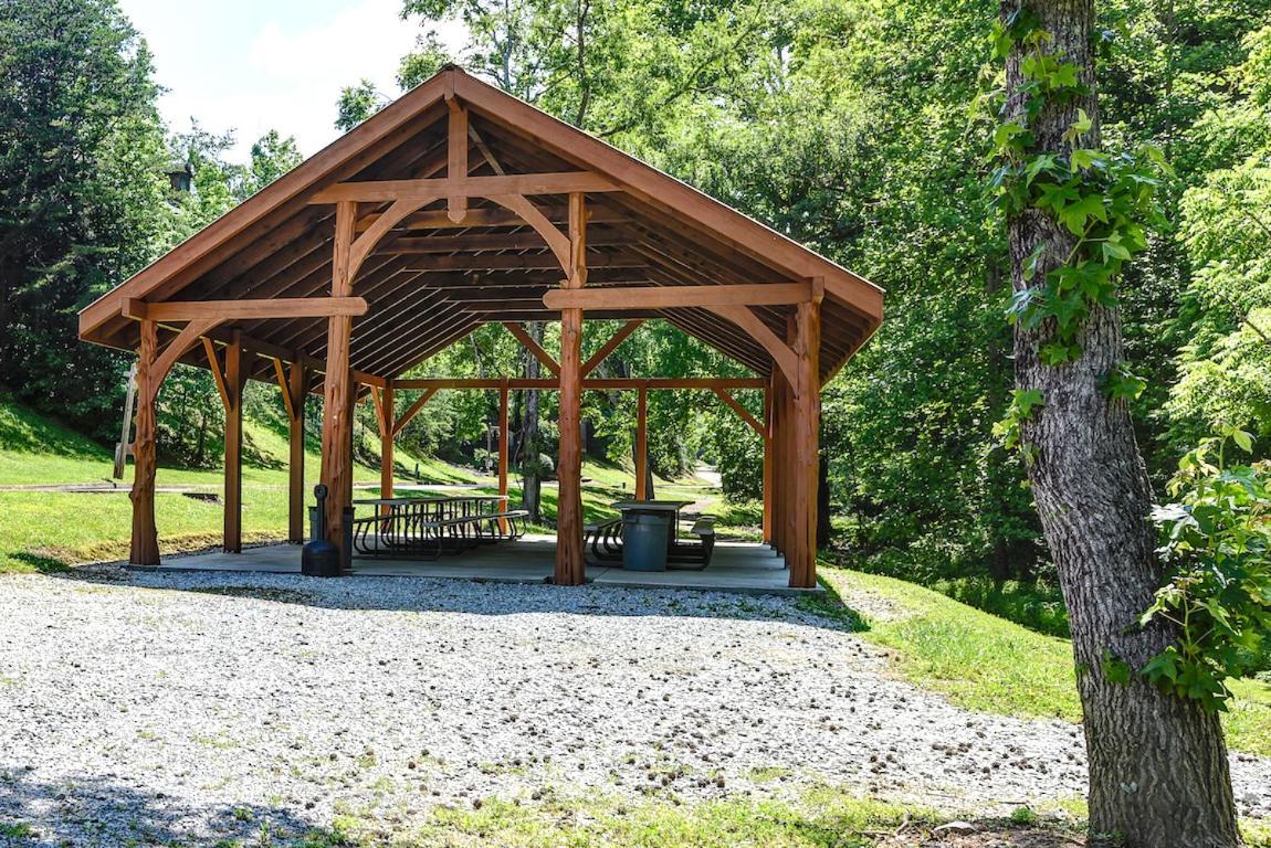 Woodland Escape Villa Pigeon Forge Exterior foto